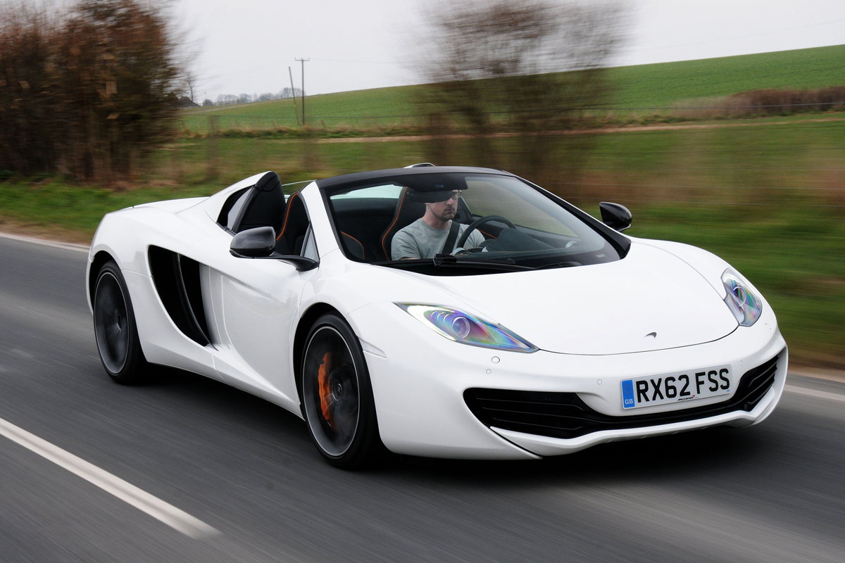 McLaren 12C Spider front tracking