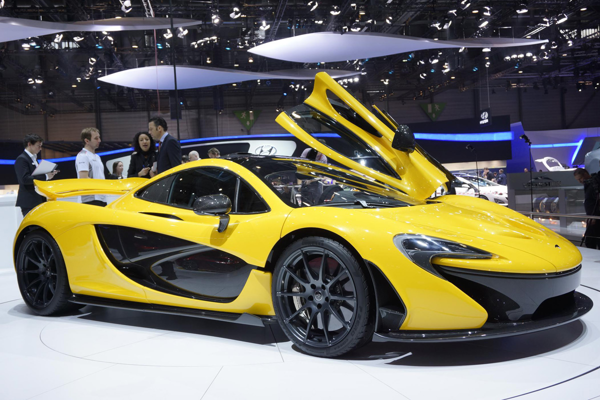 McLaren P1 side