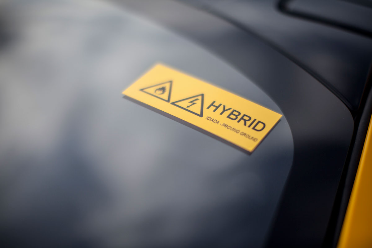 McLaren P1 windscreen