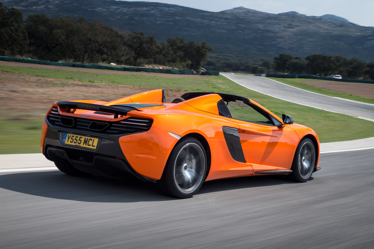 McLaren 650S Spider rear action