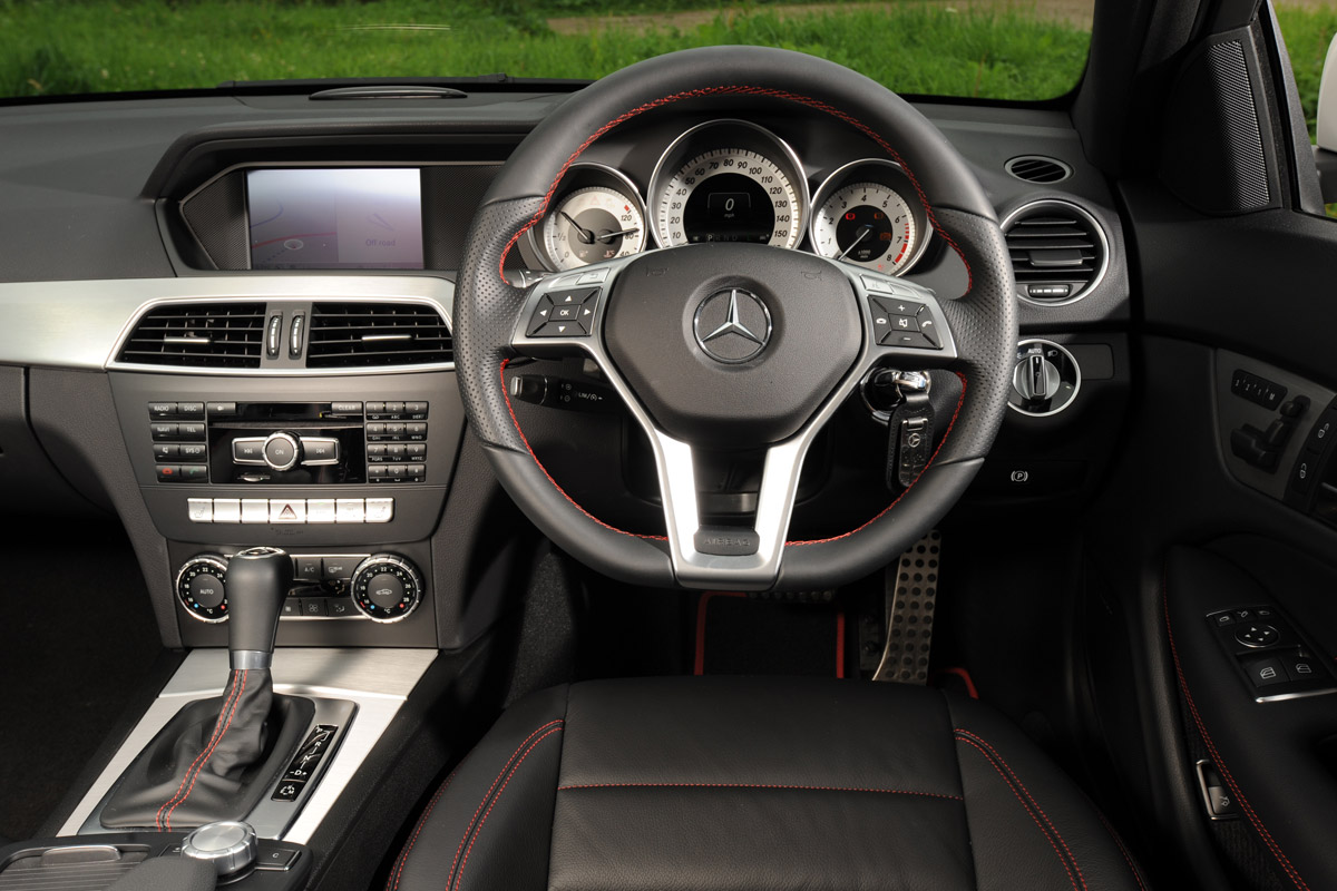 Mercedes C180 Coupe interior