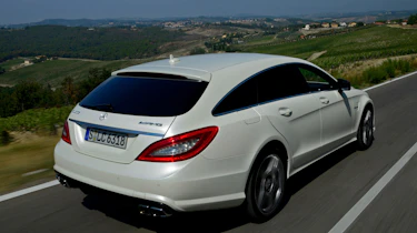 Mercedes CLS 63 AMG Shooting Brake rear tracking