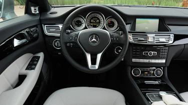 Mercedes CLS Shooting Brake interior