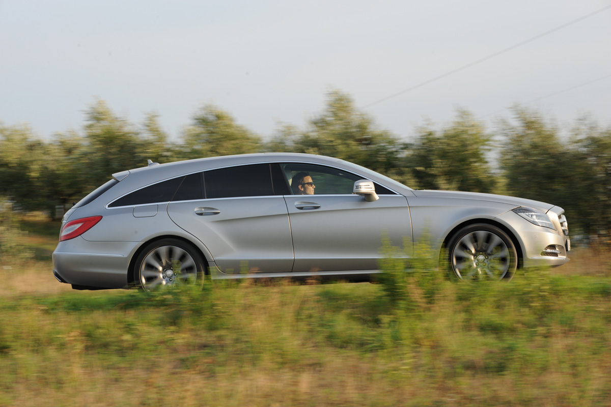 Mercedes CLS Shooting Brake panning