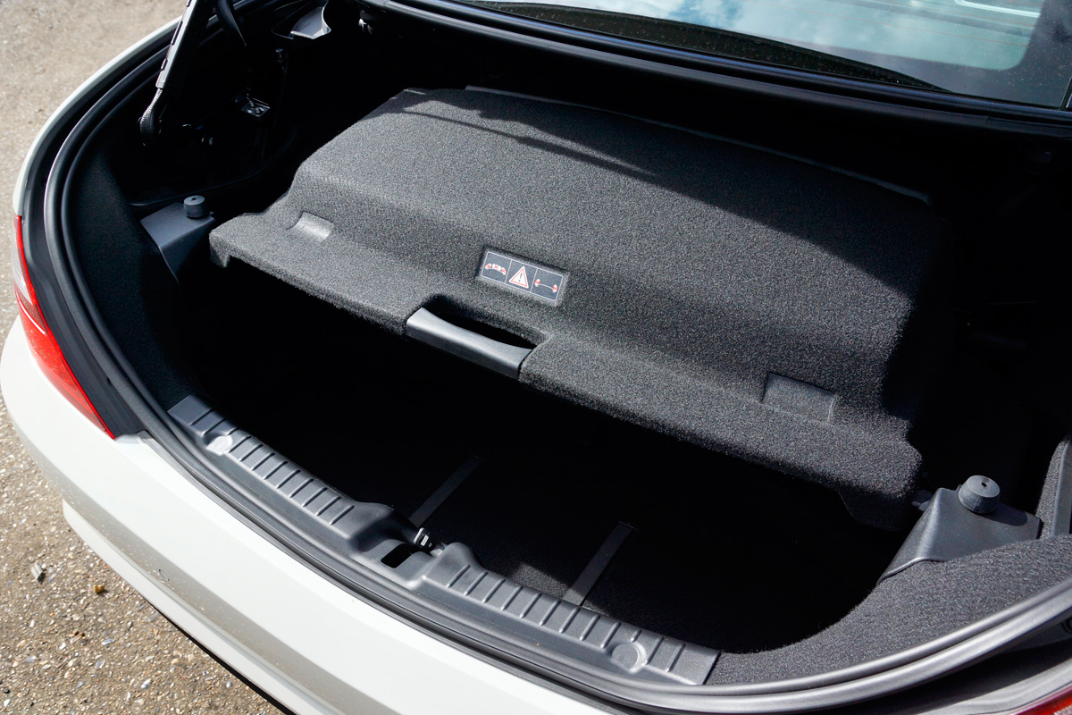 Mercedes SLK 250 CDI boot