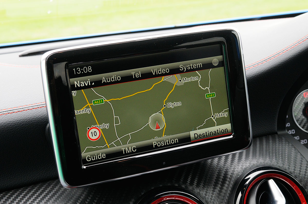 Mercedes A45 AMG sat-nav