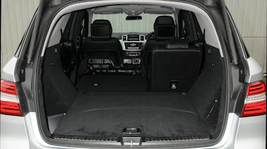 Mercedes ML boot