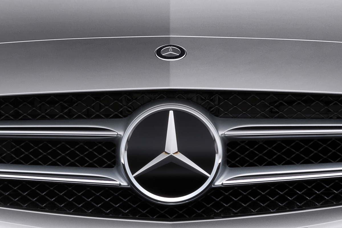 Mercedes badge