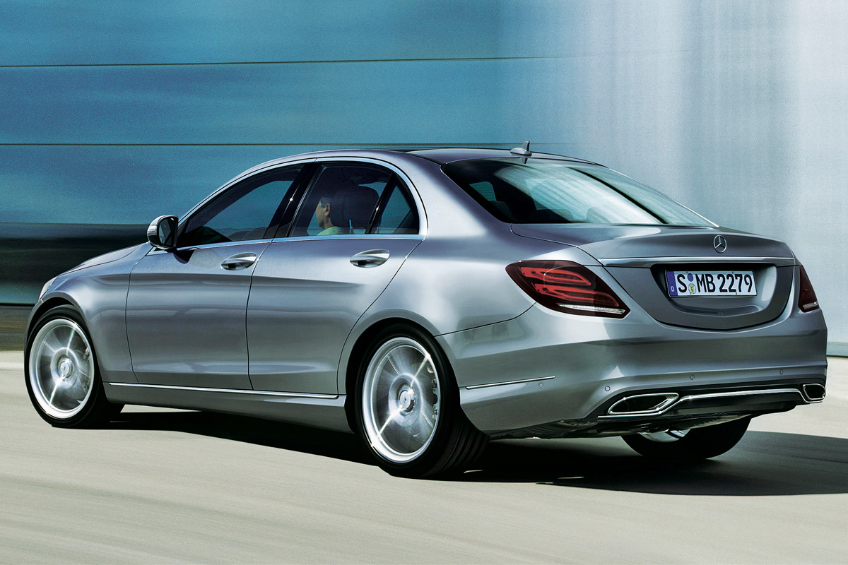 Auto Express exclusive Mercedes C-Class rear
