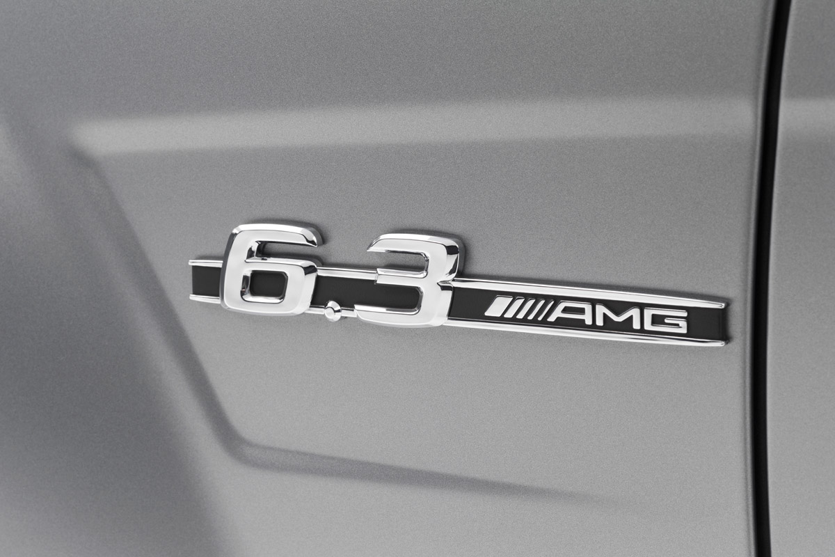 Mercedes C63 AMG Coupe Edition 507 front wing badge