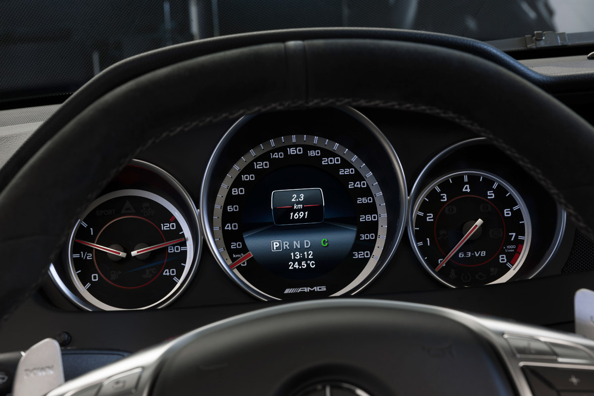 Mercedes C63 AMG Coupe Edition 507 dials