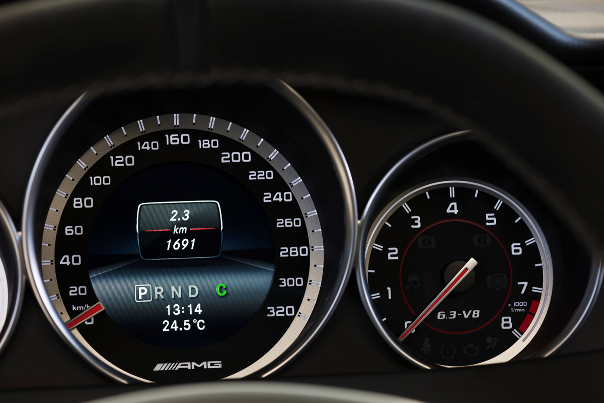 Mercedes C63 AMG Coupe Edition 507 dials close up