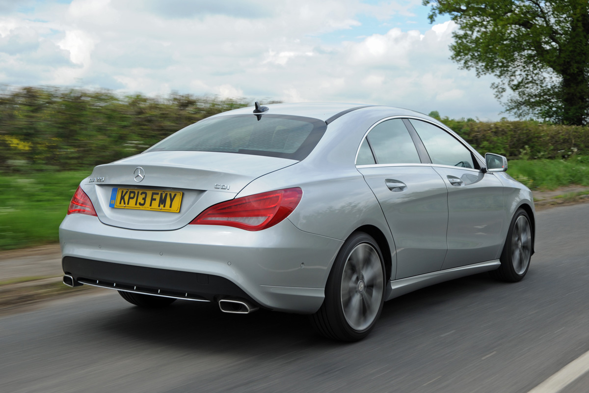 Mercedes CLA rear tracking
