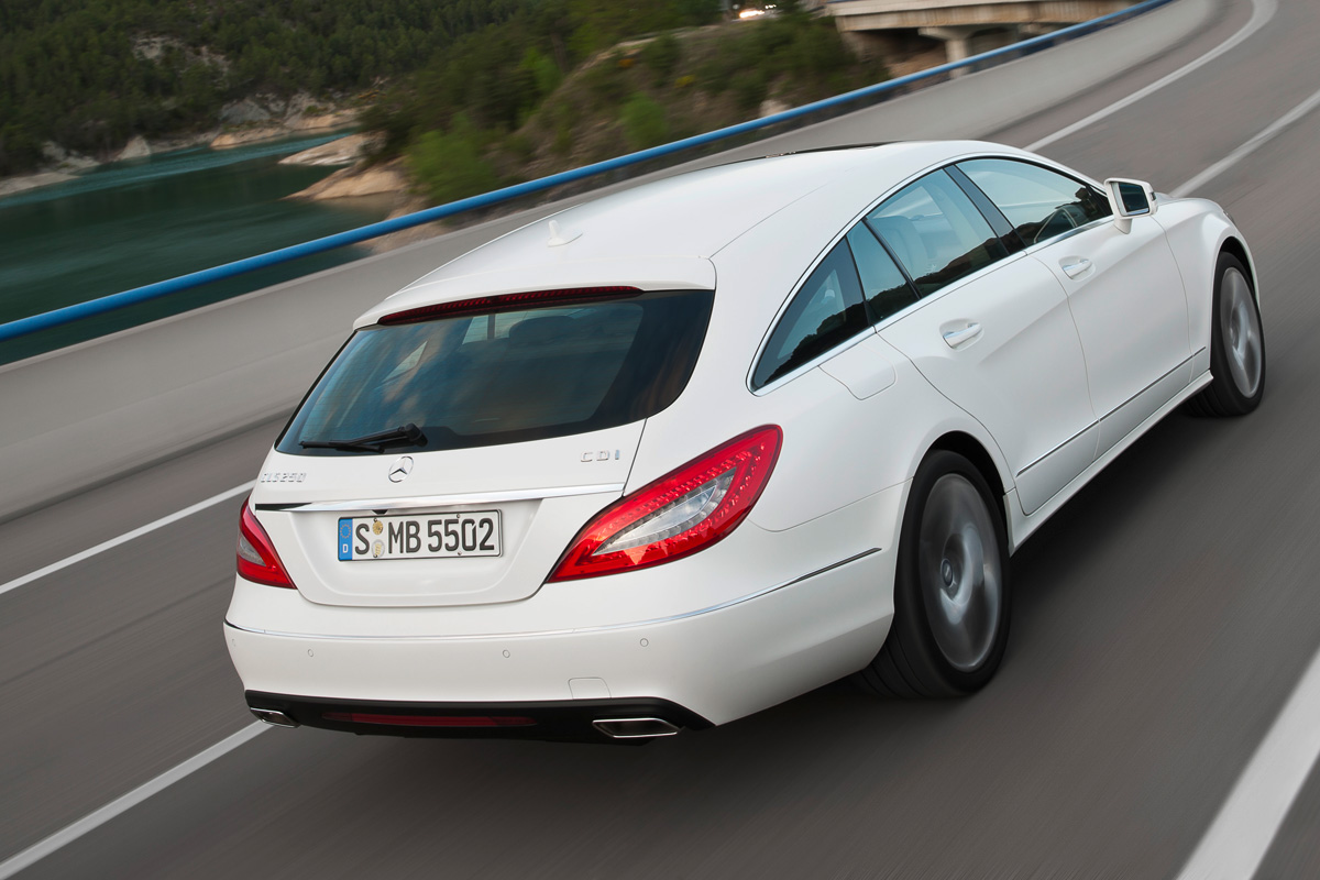 Mercedes CLS 250 CDI Shooting Brake rear action