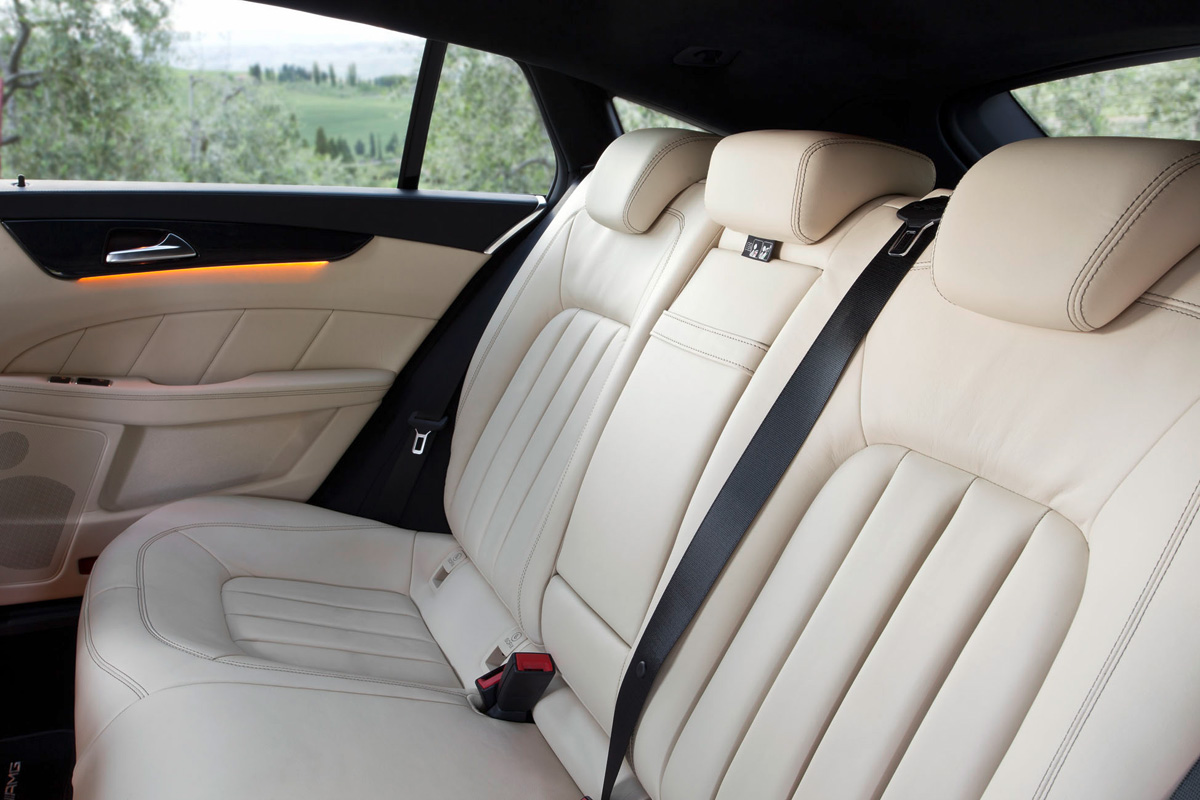 Mercedes CLS 250 CDI Shooting Brake rear seats