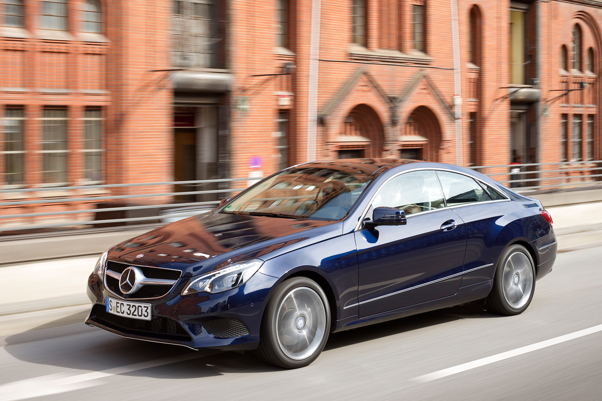 Mercedes E400 Coupe front action