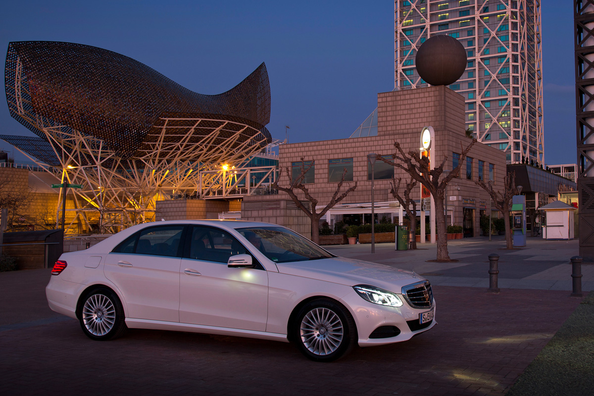 Mercedes E-Class front static