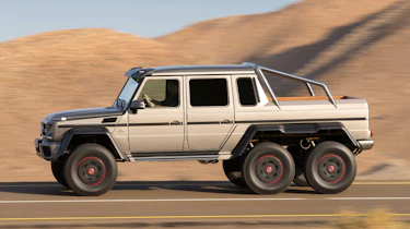 Mercedes G63 AMG 6x6 side