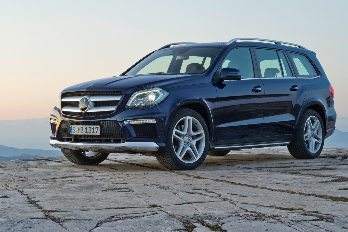 Mercedes GL350 front