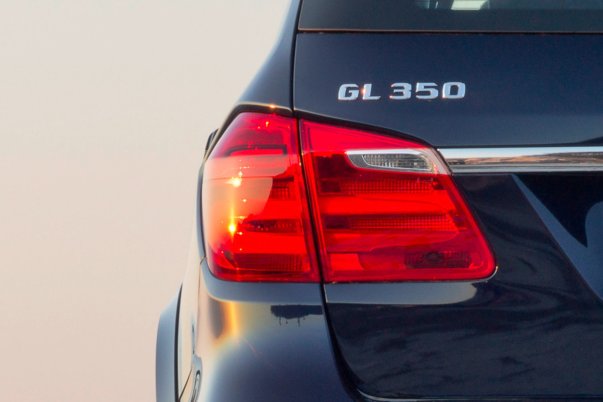 Mercedes GL350 badge