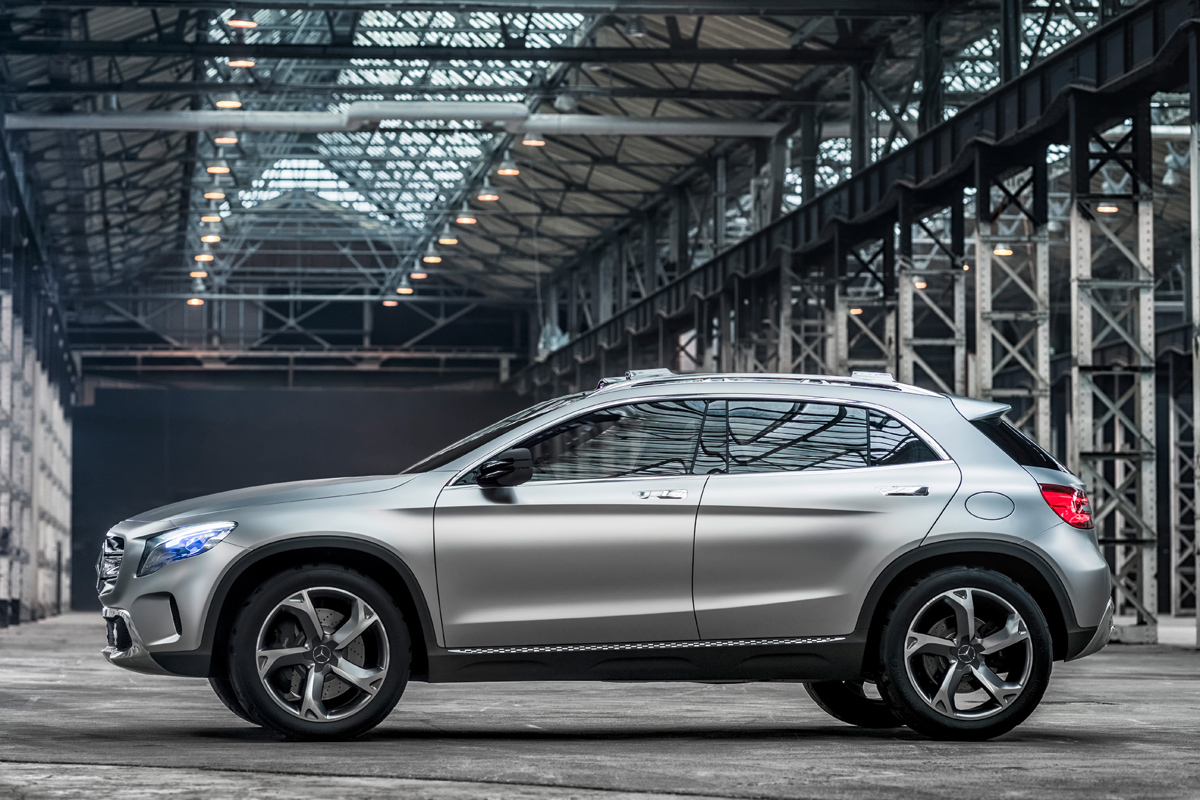 Mercedes Concept GLA side