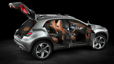 Mercedes Concept GLA doors open