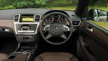 Mercedes ML 250 Bluetec Sport interior