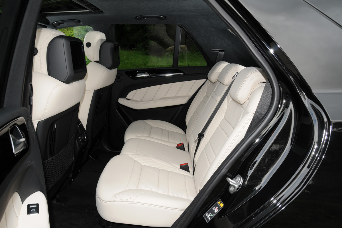 Mercedes ML63 AMG rear seats