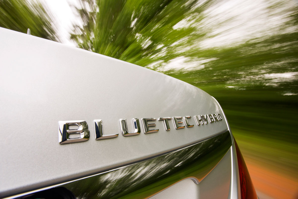 Mercedes S-Class hybrid badge