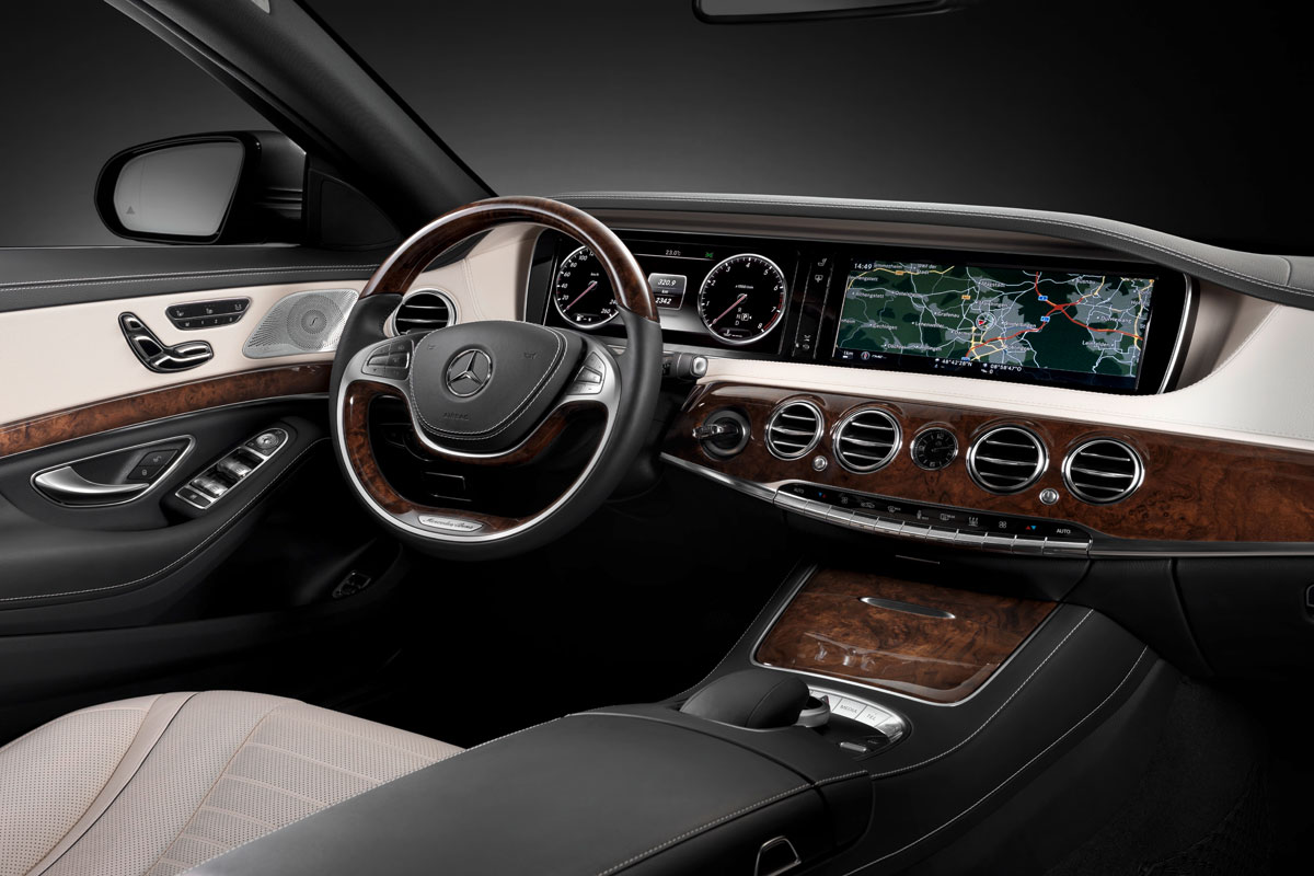 Mercedes S-Class dashboard