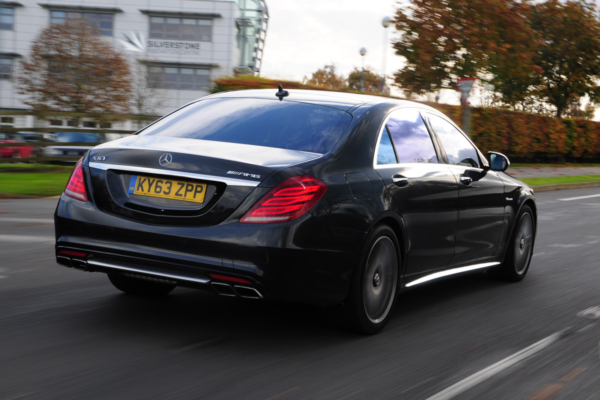 Mercedes S63 AMG 2014 rear track