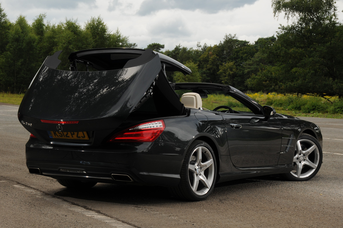 Mercedes SL350 roof mechanism