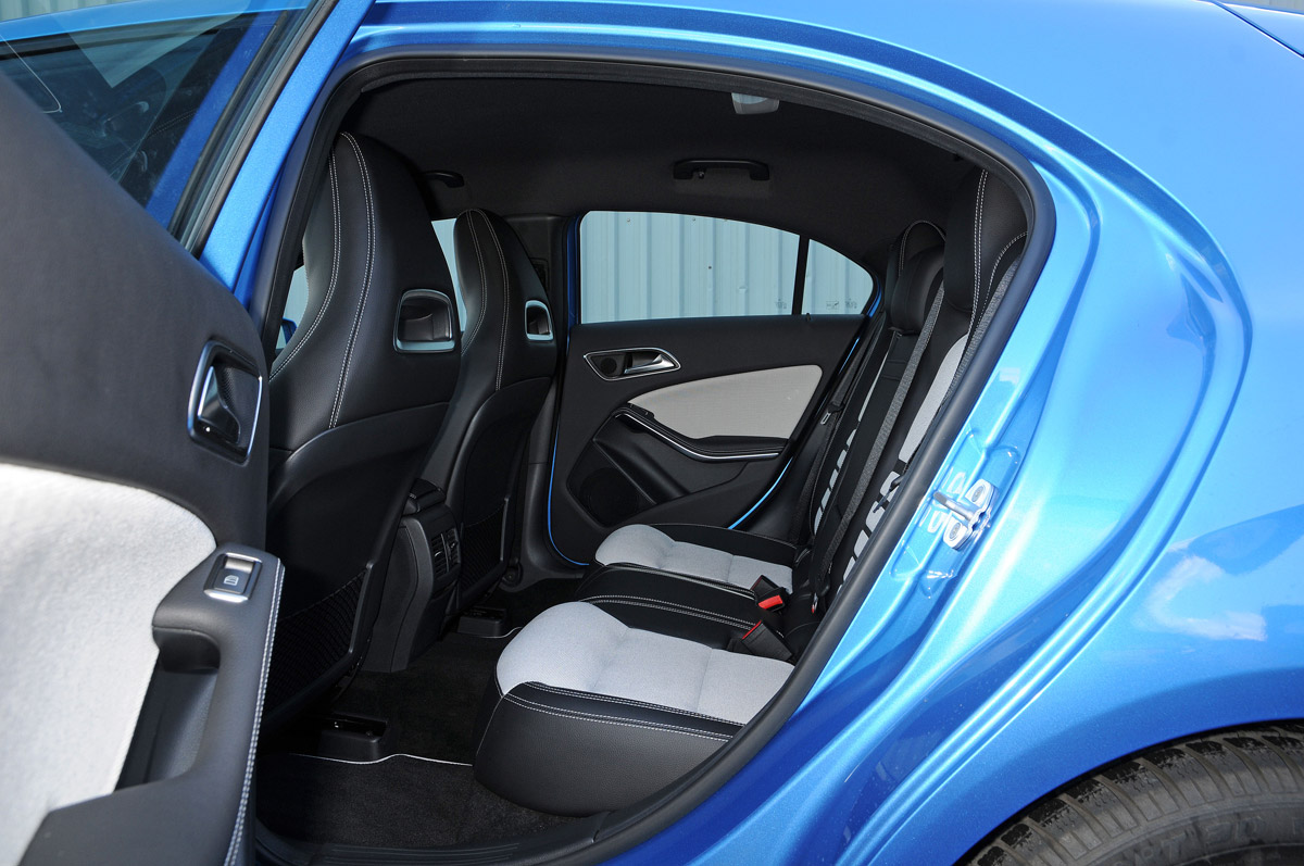Mercedes A180 CDI ECO back seats