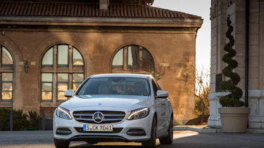 Mercedes C300 BlueTEC Hybrid front static