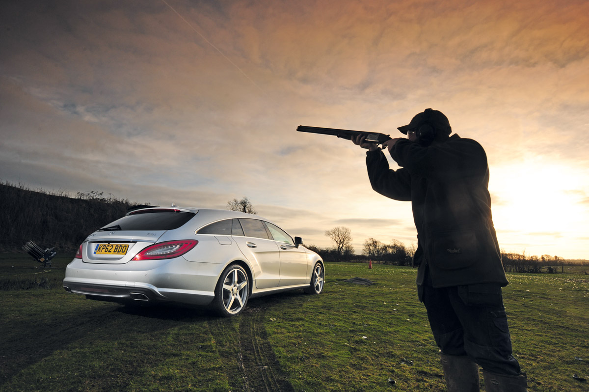 Mercedes CLS Shooting Brake vs rivals