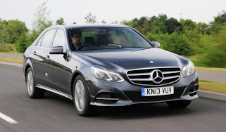 Mercedes E250 CDi front action