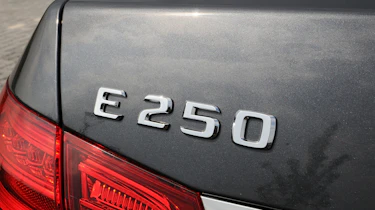 Mercedes E250 CDi badge