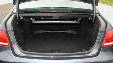 Mercedes E250 CDi boot