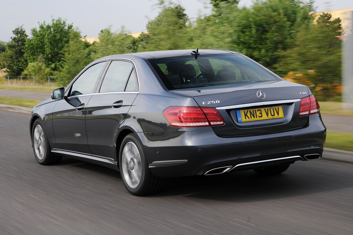 Mercedes E250 CDi rear action