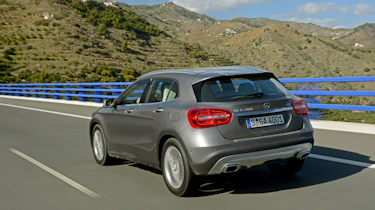 Mercedes GLA diesel 2014 rear tracking