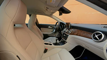 Mercedes GLA diesel 2014 seats