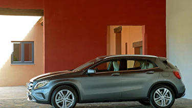 Mercedes GLA diesel 2014 side