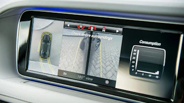 Mercedes S500 AMG 2014 screen