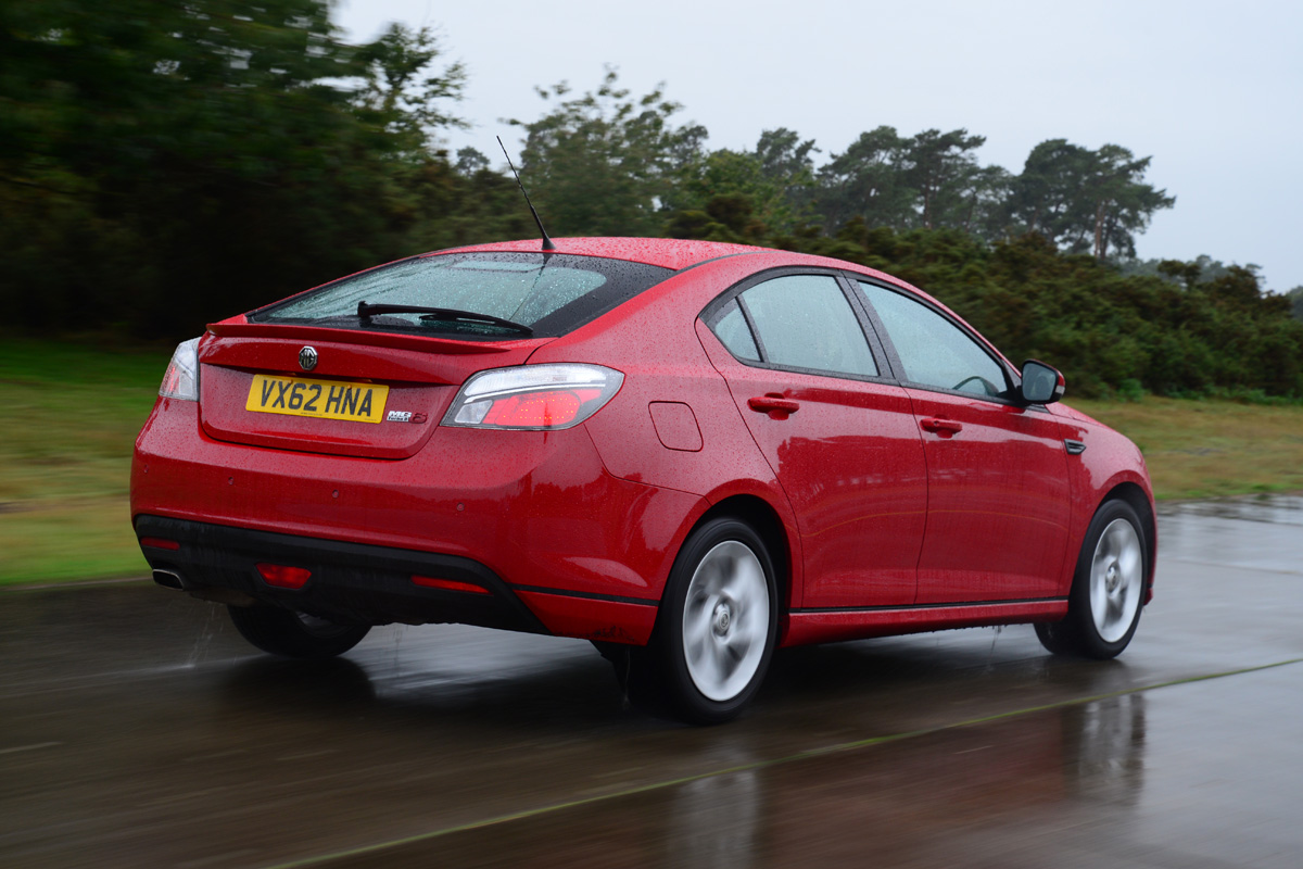 MG6 rear tracking