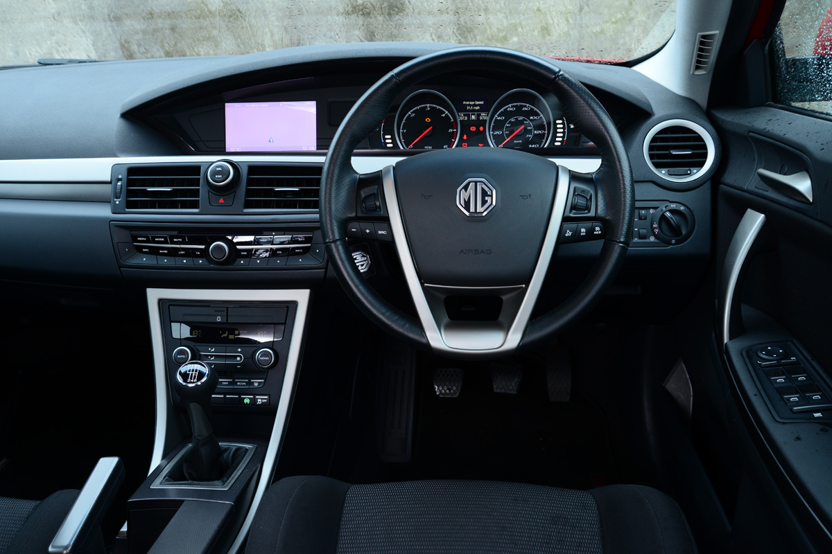 MG6 interior 