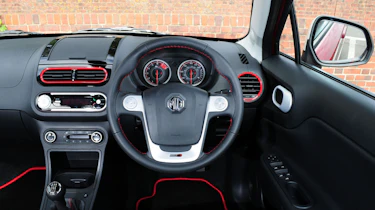 MG3 interior