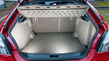 MG6 Diesel boot