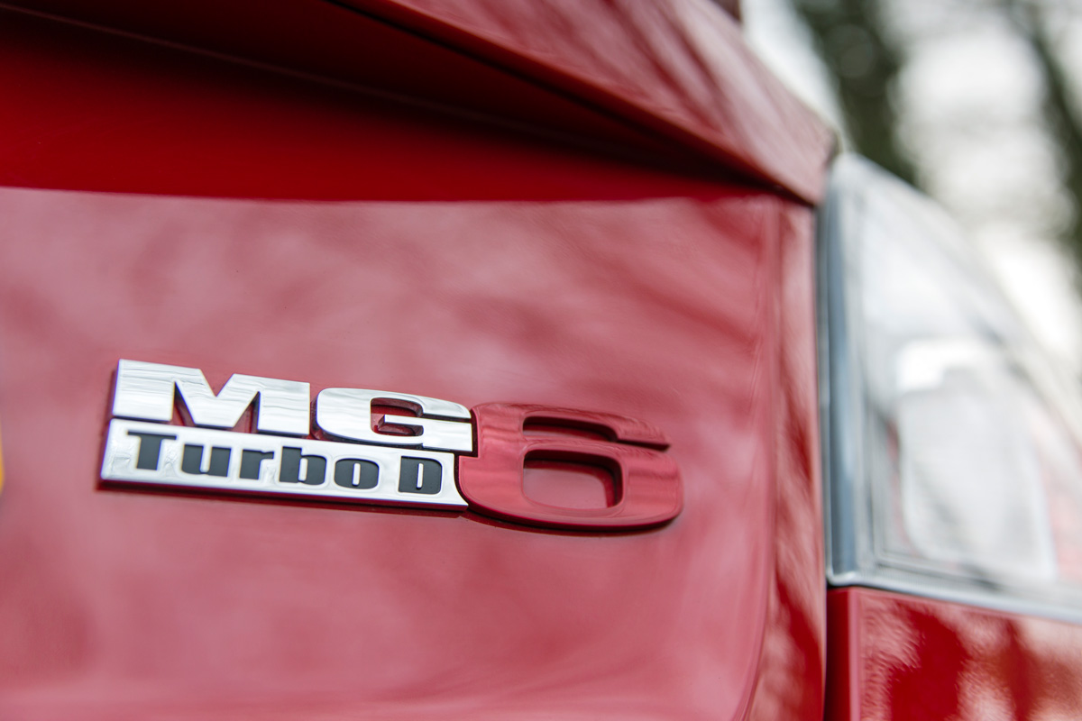 MG6 Diesel badge