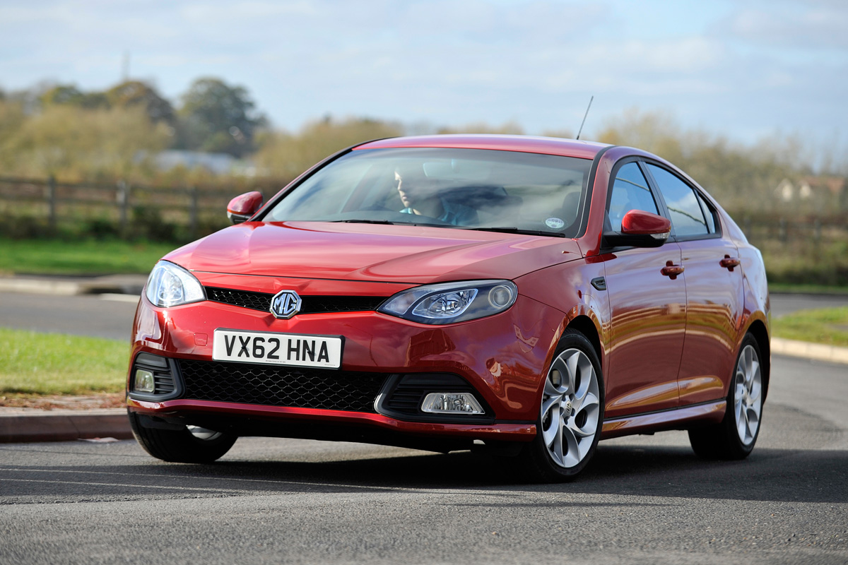 MG6 Diesel front cornering