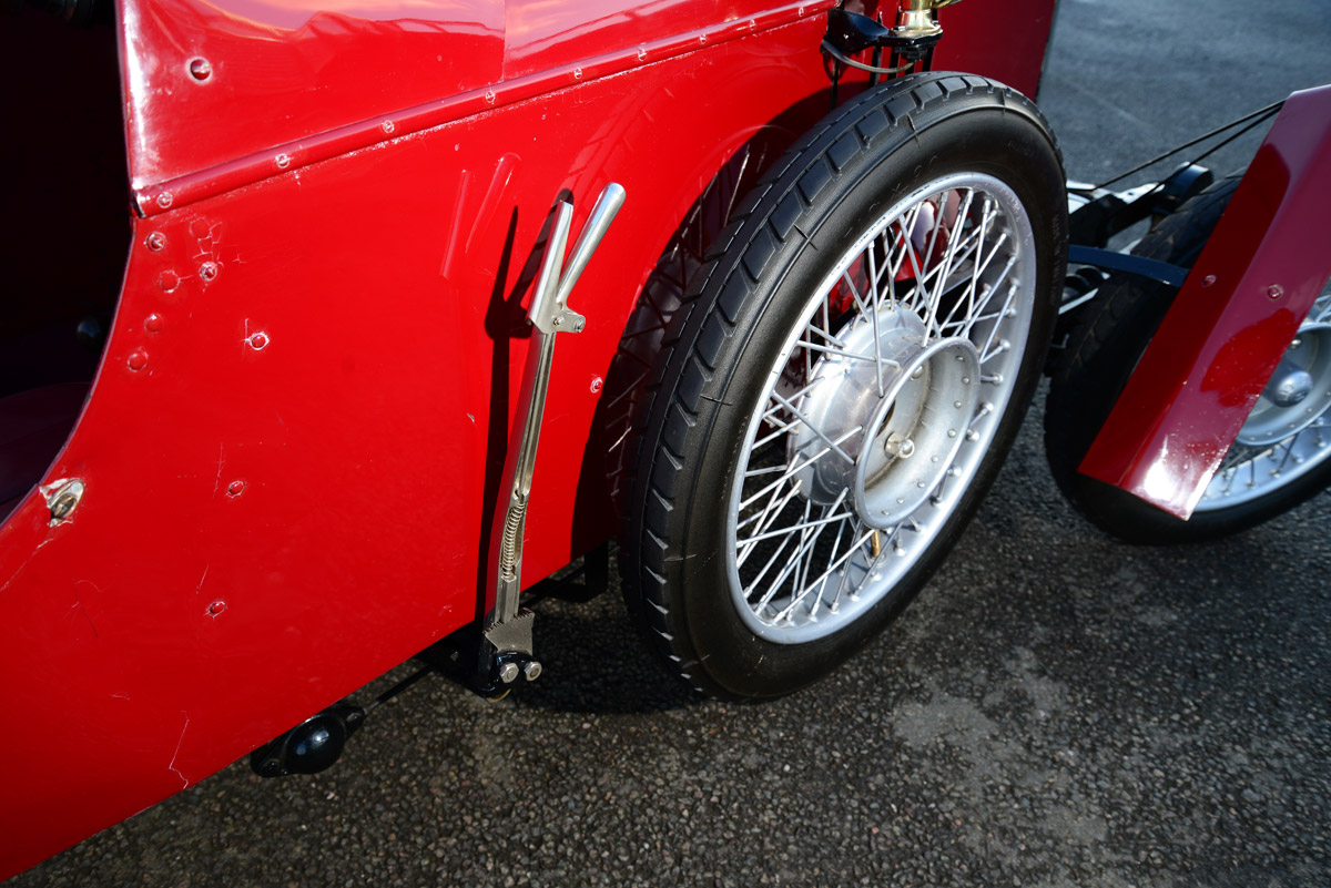 MG Old Number One wheel